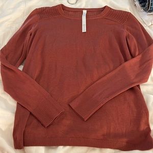 Lululemon back to balance long sleeve sweater